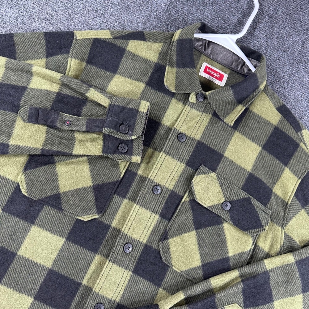 Wrangler Flannel Shirt Mens M Medium Green Black Buffalo Plaid Fleece Button Up